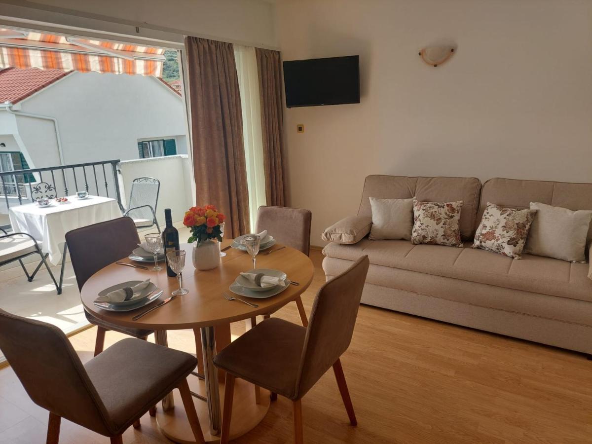 Apartments Zulim Трогир Екстериор снимка