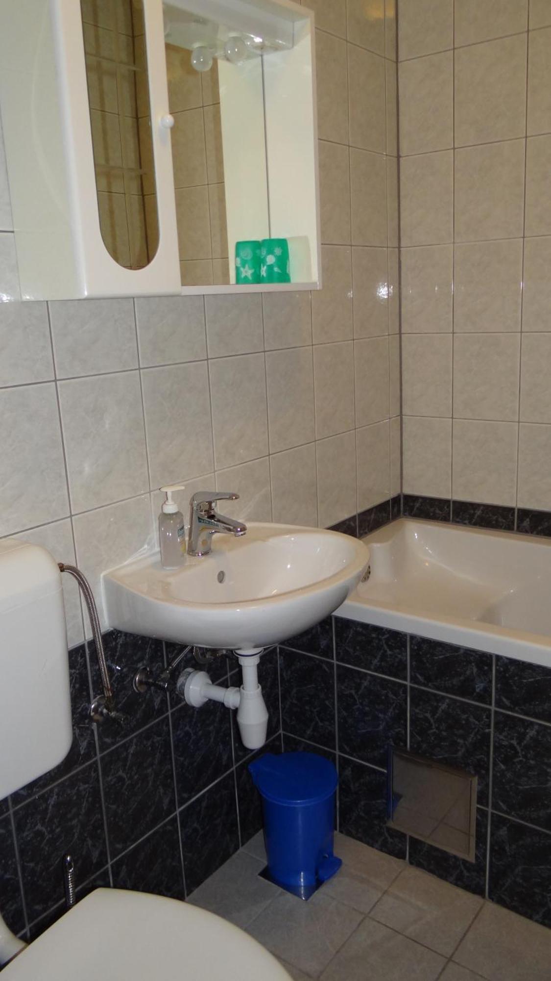 Apartments Zulim Трогир Стая снимка
