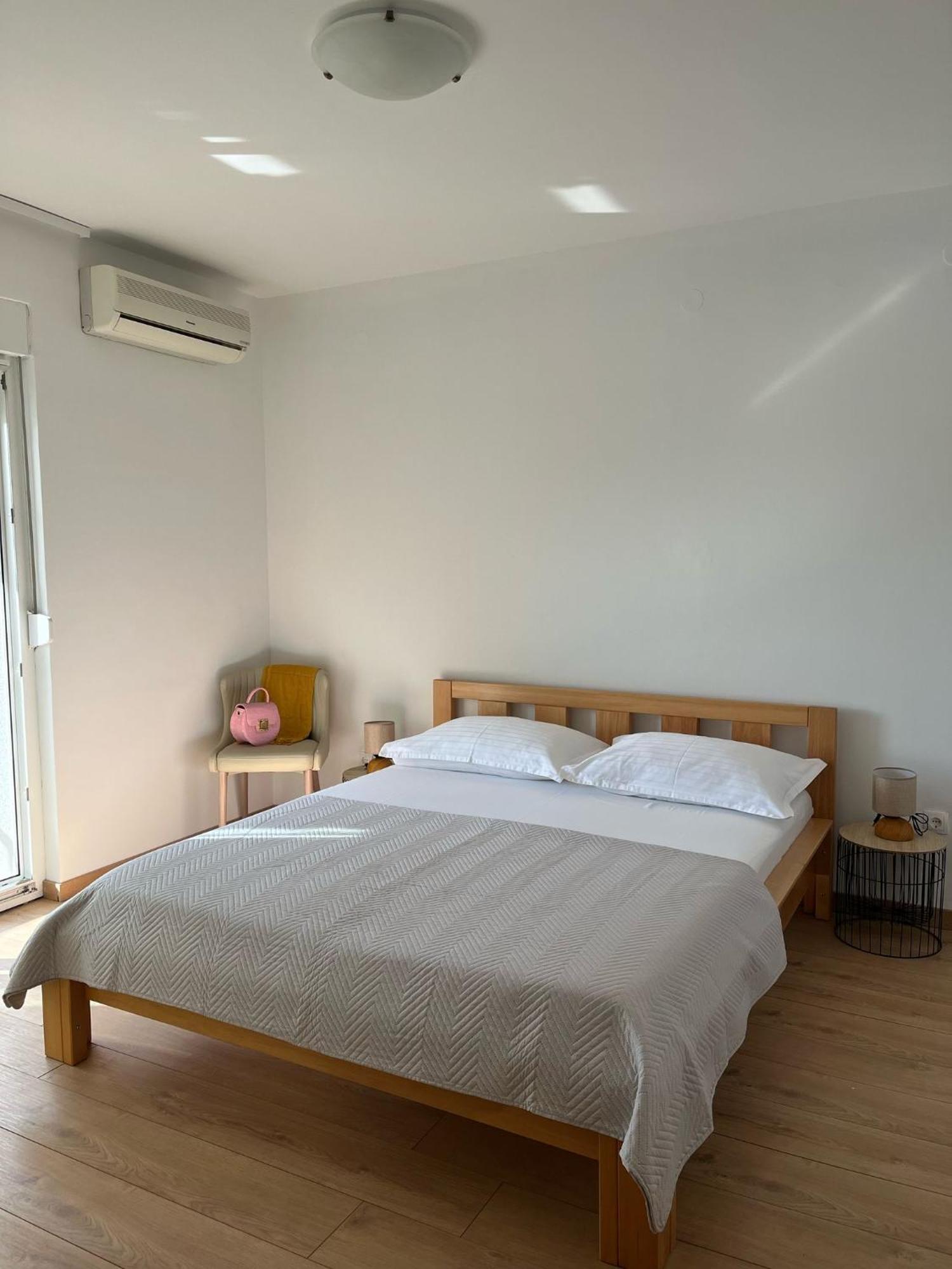 Apartments Zulim Трогир Екстериор снимка