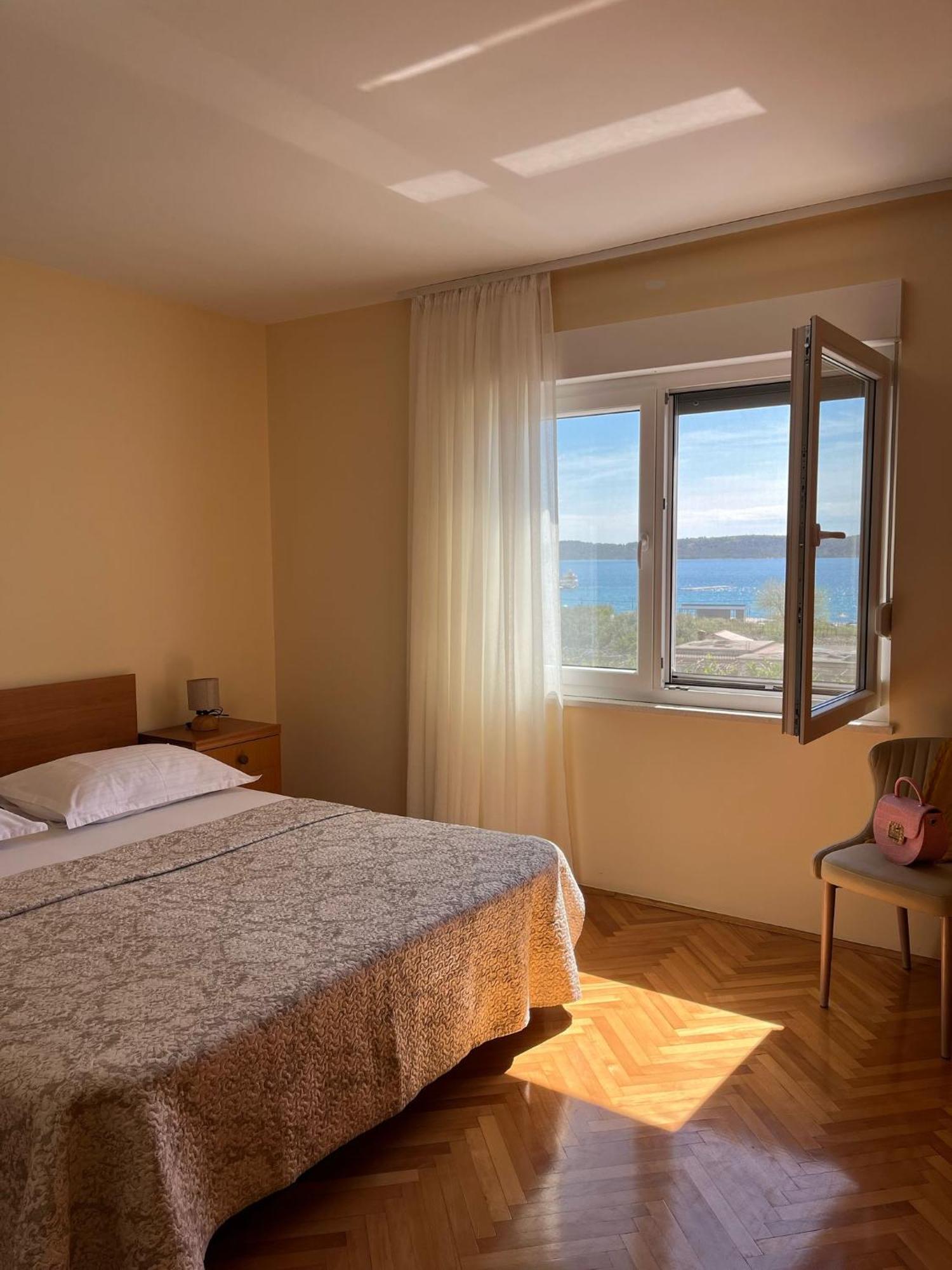 Apartments Zulim Трогир Екстериор снимка