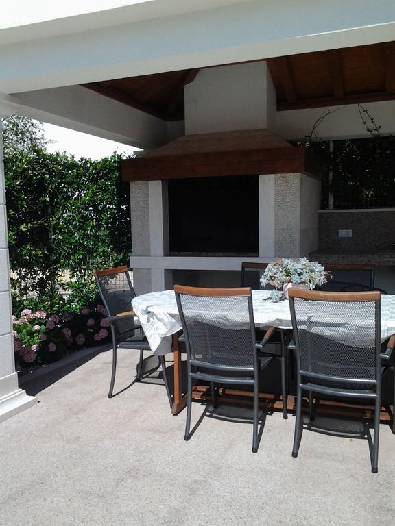 Apartments Zulim Трогир Екстериор снимка